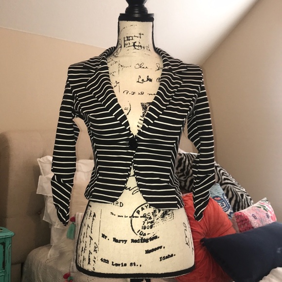 striped blazer - Picture 2 of 4